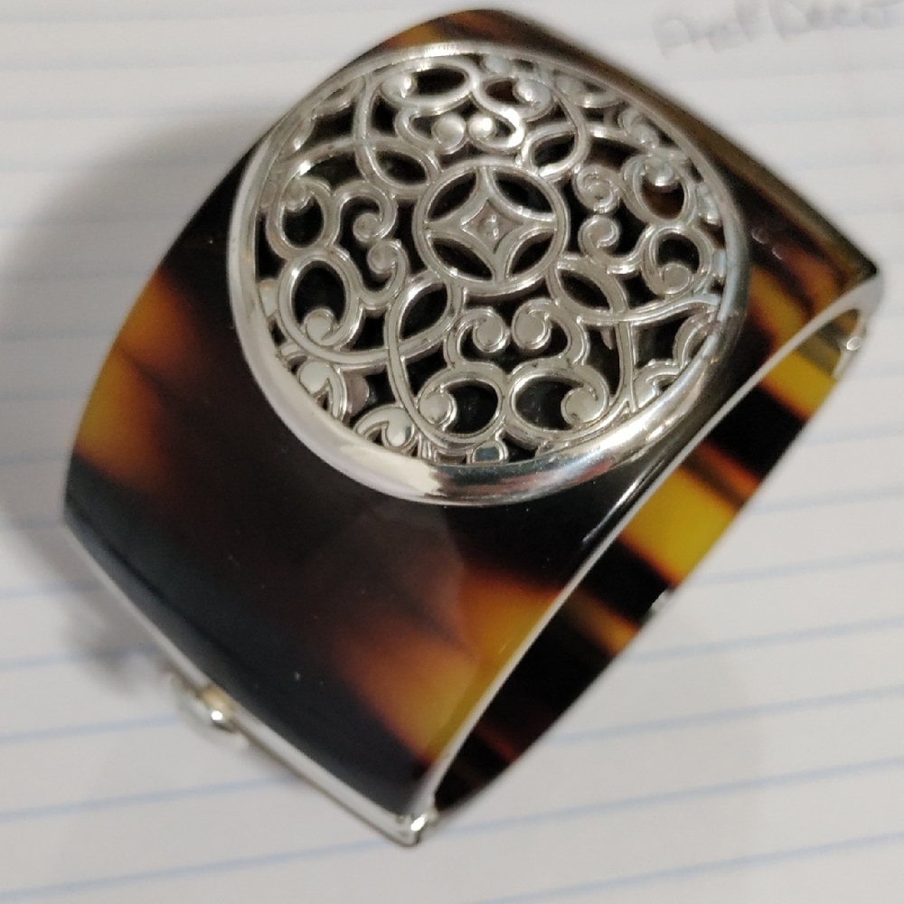 Tortoise Shell And Silver Accents Women's Bracelet